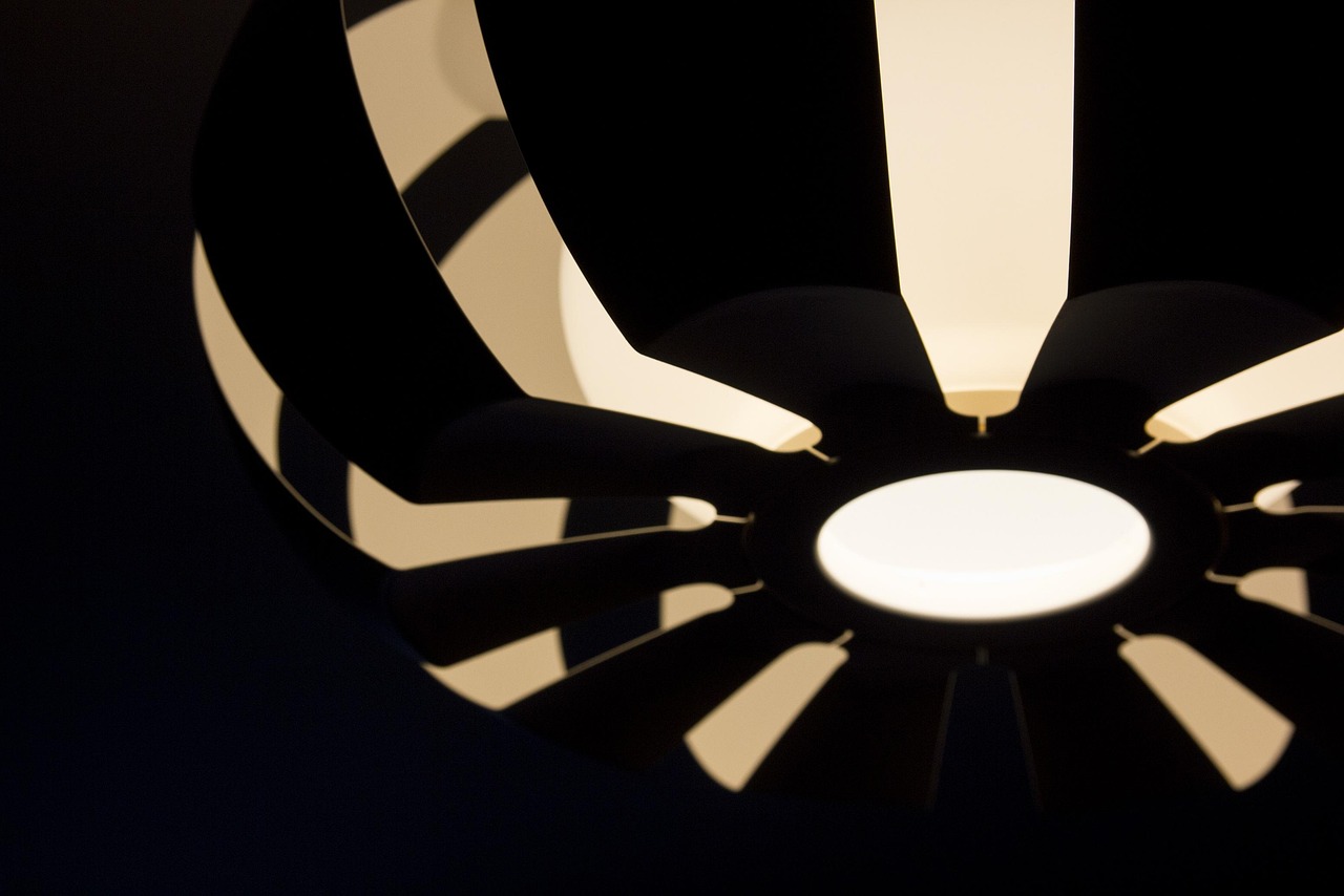 personnalisez vos meubles ikea selon vos goûts et besoins grâce à des solutions simples et créatives pour un intérieur unique.