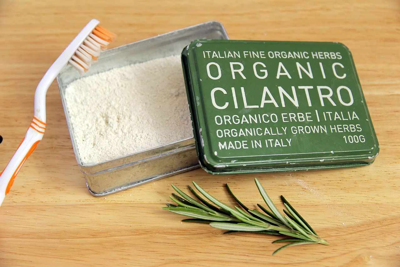 services-04 cosmetic, natural, aromatherapy, naturopathy, toothpaste diy, nature, plants