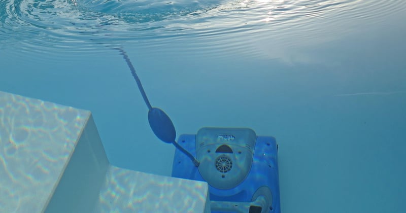 Quel est le meilleur robot piscine pour un bassin impeccable ?