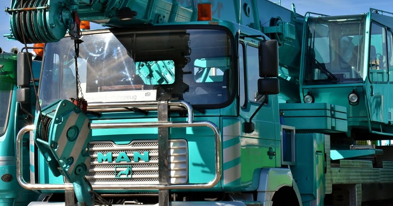 Camion grue : le guide complet pour choisir le bon modèle