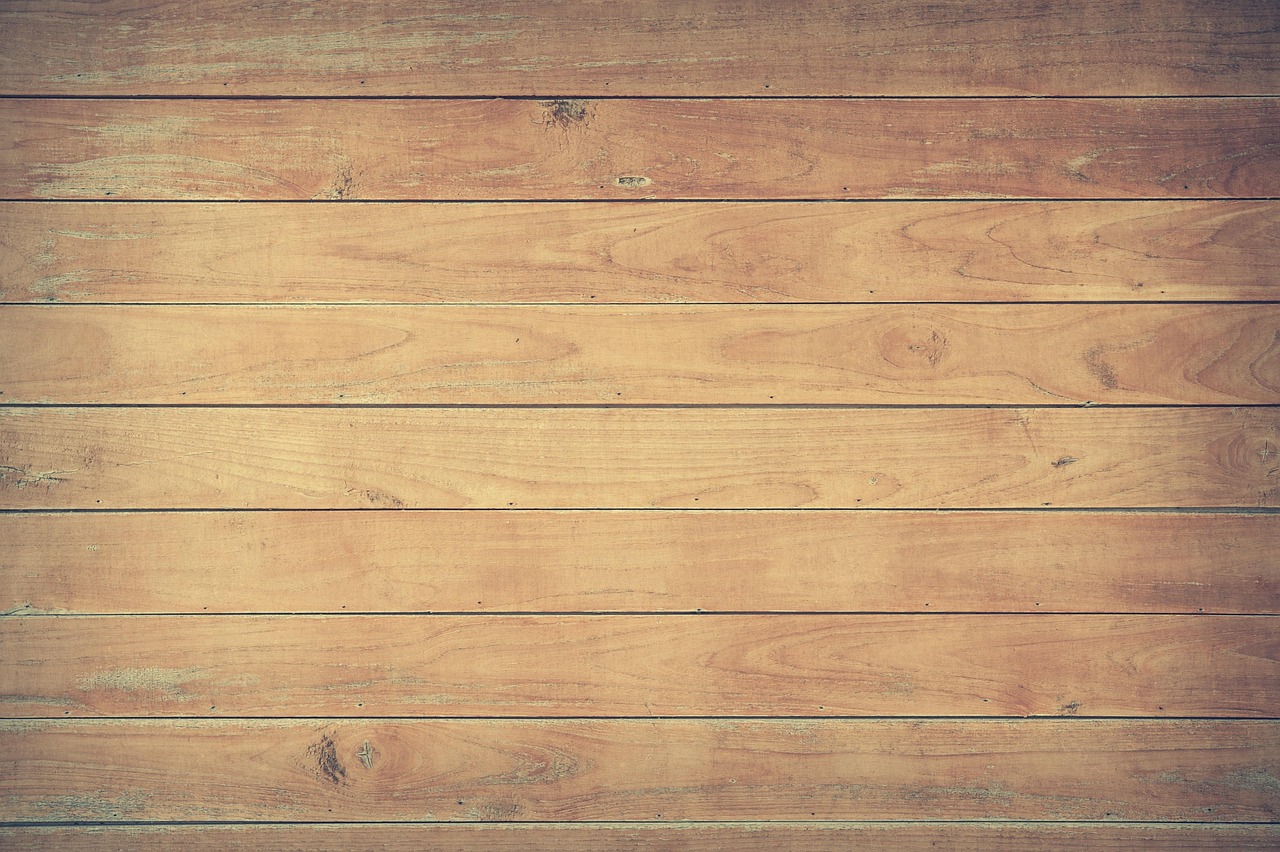 Pourquoi mon parquet grince-t-il et existe-t-il des solutions simples ?